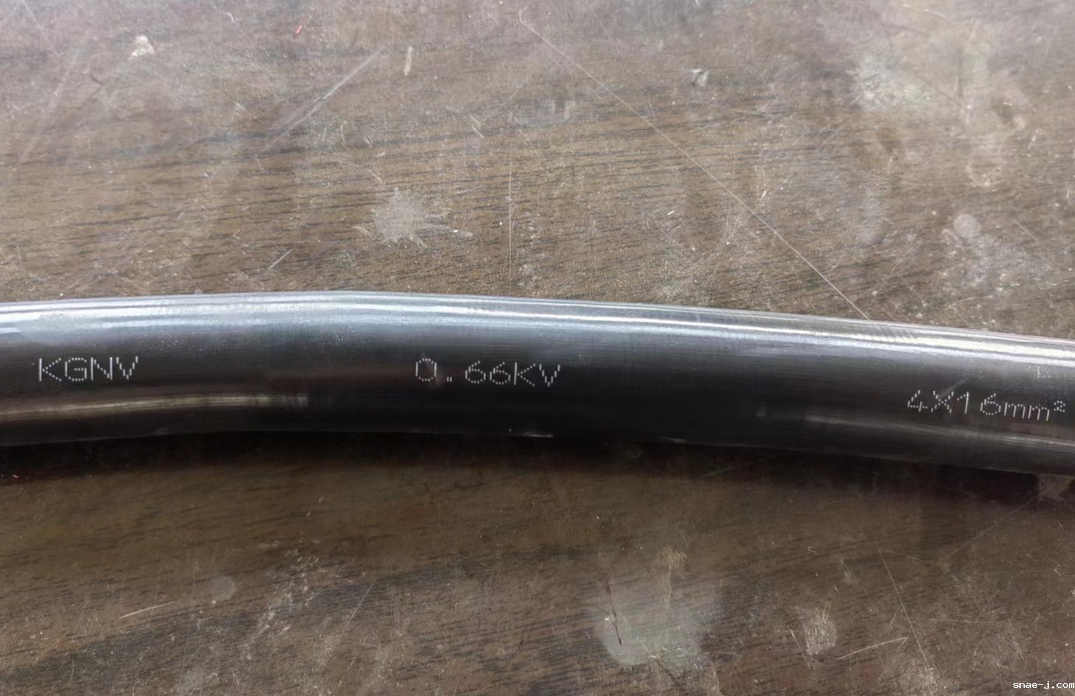 KGNV4X16耐寒电缆3.jpg